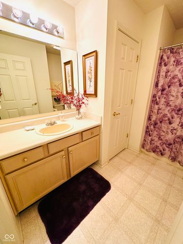 1146 Nanwich Court, Indianapolis, IN 46217