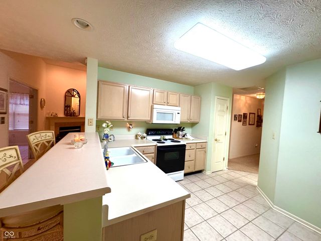 1146 Nanwich Court, Indianapolis, IN 46217