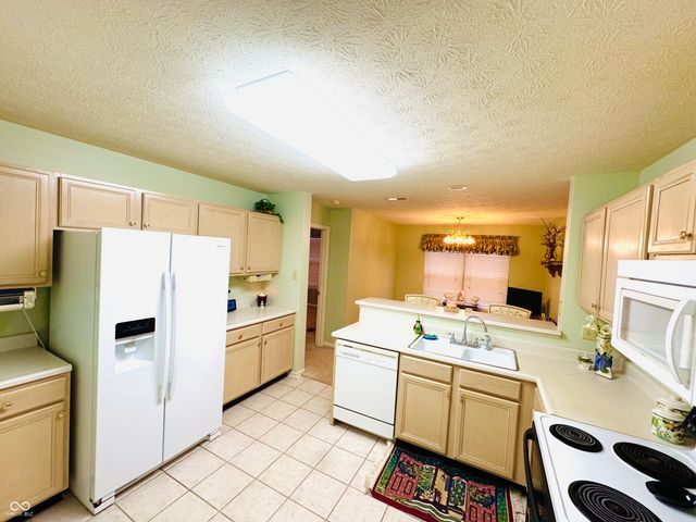 1146 Nanwich Court, Indianapolis, IN 46217