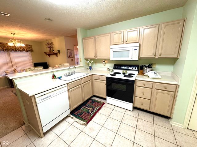 1146 Nanwich Court, Indianapolis, IN 46217