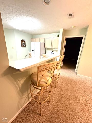 1146 Nanwich Court, Indianapolis, IN 46217