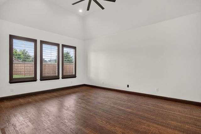 1201 Bluff Springs Drive, Fort Worth, TX 76052