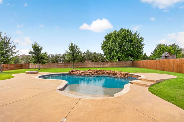 1201 Bluff Springs Drive, Fort Worth, TX 76052