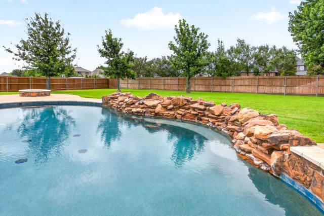 1201 Bluff Springs Drive, Fort Worth, TX 76052
