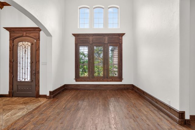 1201 Bluff Springs Drive, Fort Worth, TX 76052