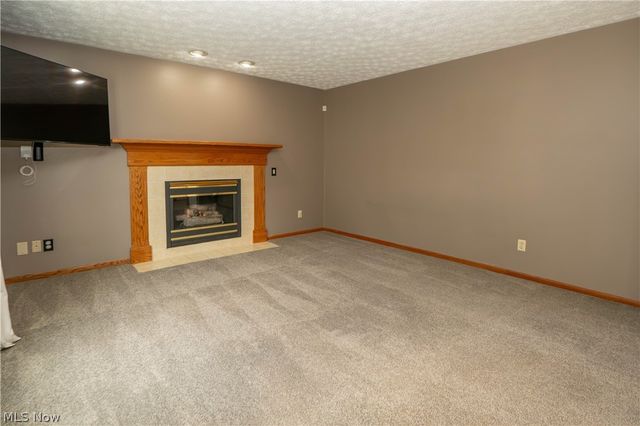 6526 Sugargrove Circle NE, Canton, OH 44721