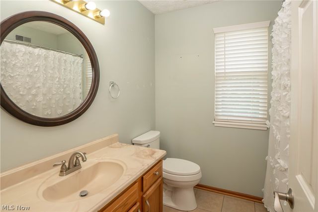 6526 Sugargrove Circle NE, Canton, OH 44721