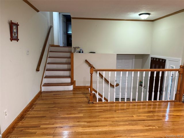 106 Lea Ann Terrace, Wantagh, NY 11793