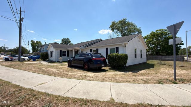 568 Glensford Drive, Fayetteville, NC 28314
