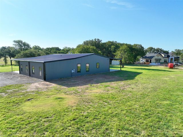 1313 Sanger Drive, Springtown, TX 76082