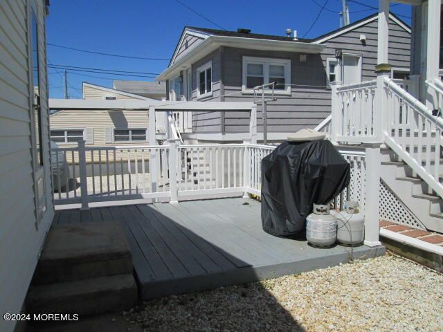 26 Malibu Road, Lavallette, NJ 08735