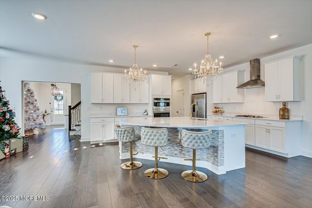 1001 Navigator Avenue, Marlboro, NJ 07746