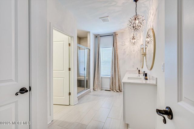 1001 Navigator Avenue, Marlboro, NJ 07746