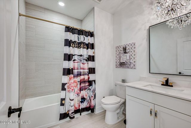 1001 Navigator Avenue, Marlboro, NJ 07746