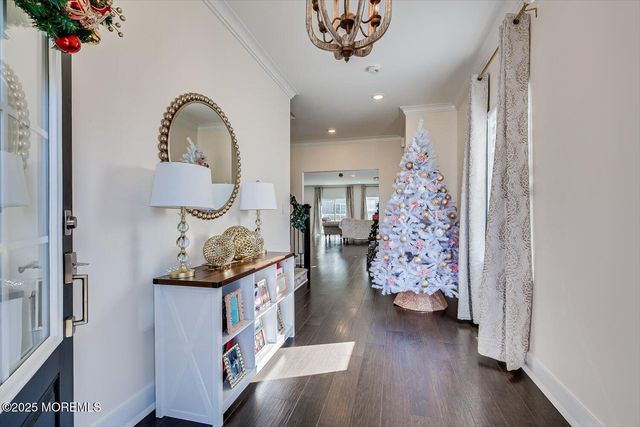 1001 Navigator Avenue, Marlboro, NJ 07746