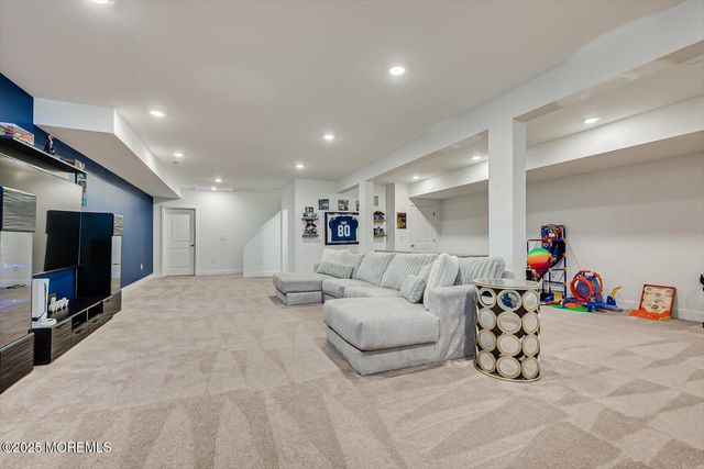 1001 Navigator Avenue, Marlboro, NJ 07746