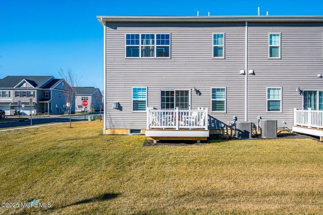 1001 Navigator Avenue, Marlboro, NJ 07746