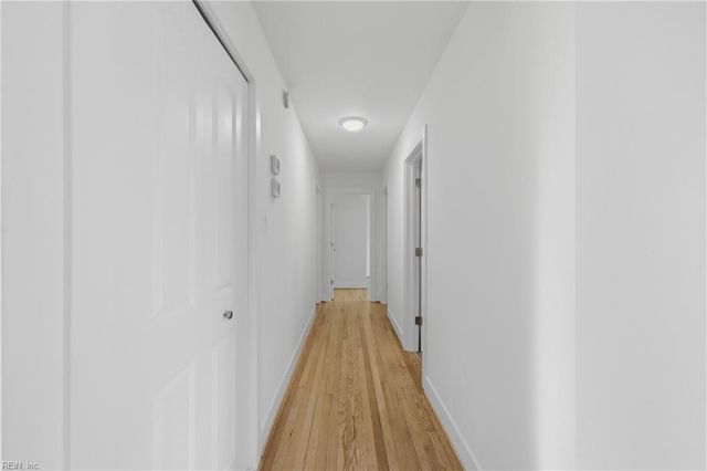 204 E McGinnis CIR, Norfolk, VA 23502