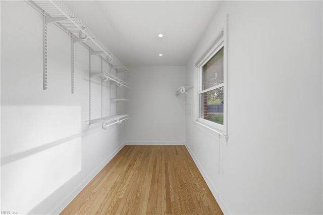 204 E McGinnis CIR, Norfolk, VA 23502