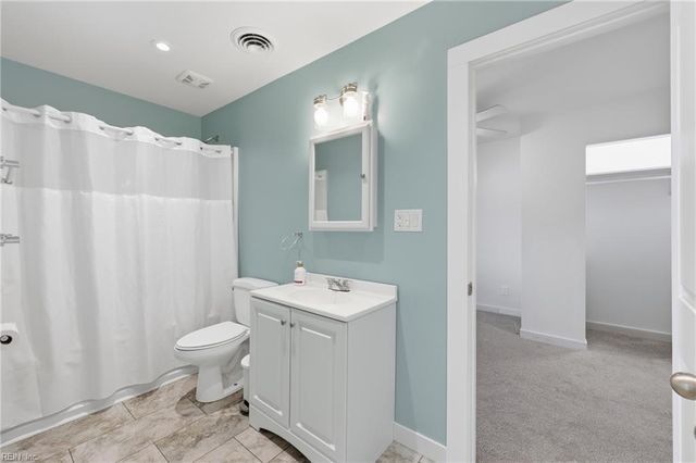 204 E McGinnis CIR, Norfolk, VA 23502