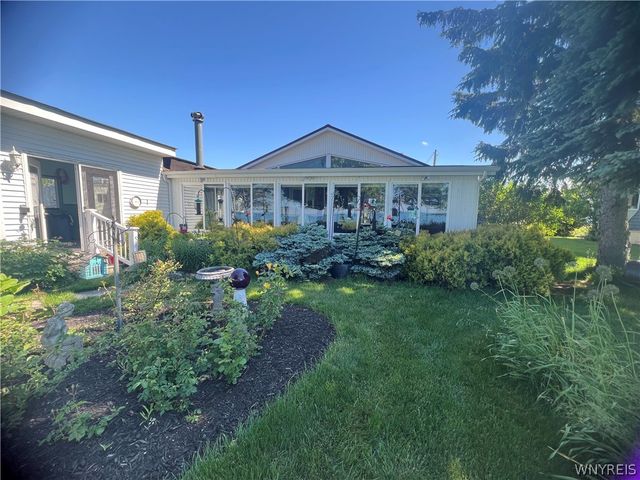 2655 Lake Road, Porter, NY 14131