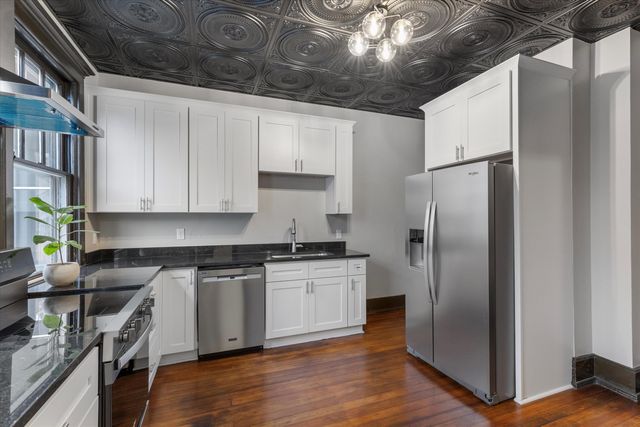 405 S 8TH Street, Council Bluffs, IA 51501