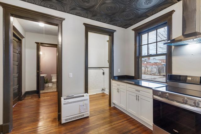 405 S 8TH Street, Council Bluffs, IA 51501