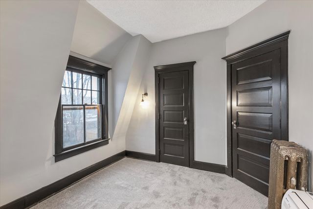 405 S 8TH Street, Council Bluffs, IA 51501