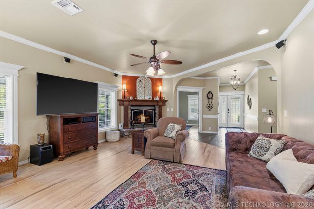 31932 State Hwy 51, Wagoner, OK 74467