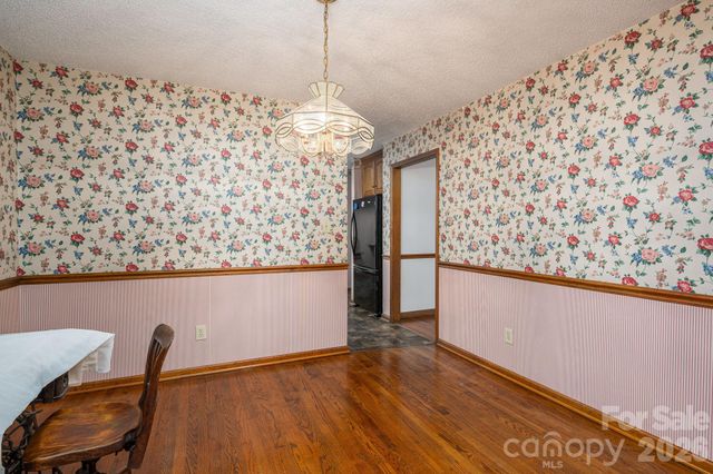 480 S Ingleside Farm Road, Iron Station, NC 28080