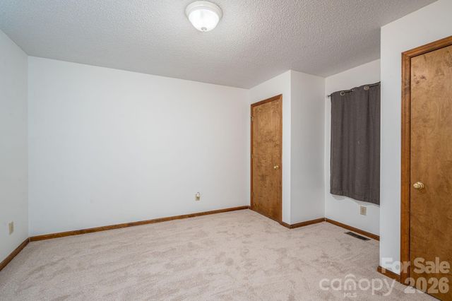 480 S Ingleside Farm Road, Iron Station, NC 28080