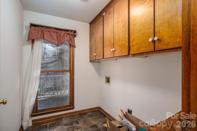 480 S Ingleside Farm Road, Iron Station, NC 28080