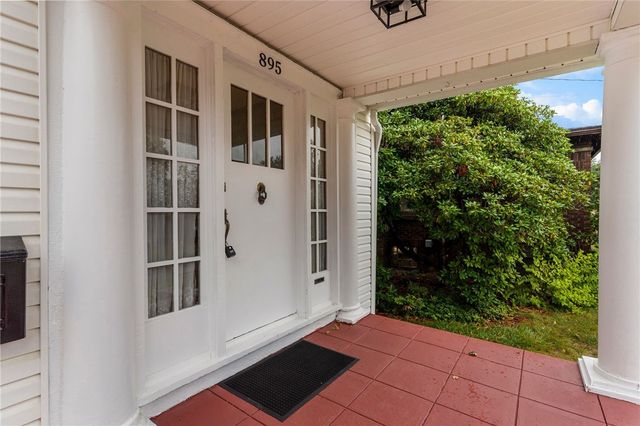 895 Alcoma St, Sharon, PA 16146