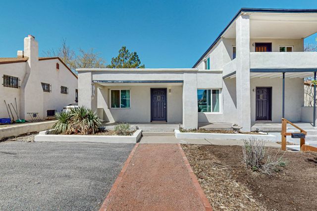211 Amherst Drive SE, Albuquerque, NM 87106