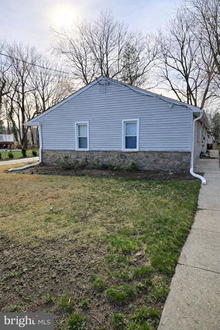 414 THIRD AVE W, Cherry Hill, NJ 08002