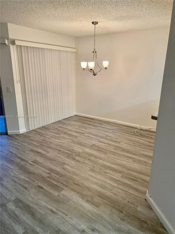1000 SW 125th Avenue 402N, Pembroke Pines, FL 33027