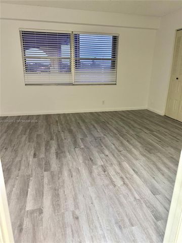 1000 SW 125th Avenue 402N, Pembroke Pines, FL 33027
