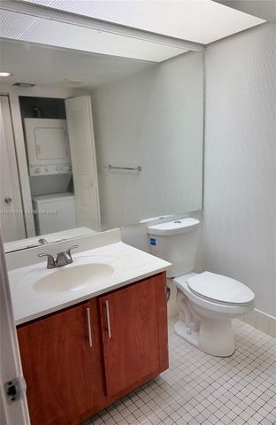 1000 SW 125th Avenue 402N, Pembroke Pines, FL 33027