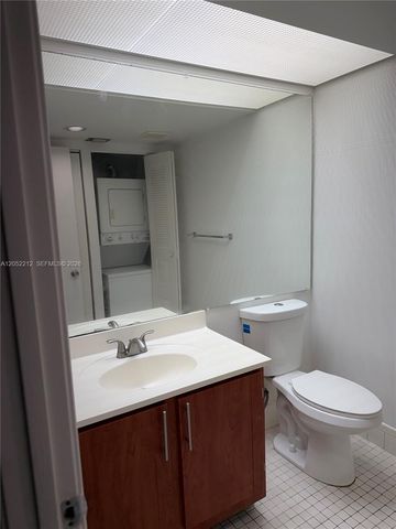 1000 SW 125th Avenue 402N, Pembroke Pines, FL 33027