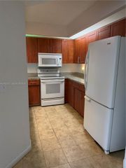 1000 SW 125th Avenue 402N, Pembroke Pines, FL 33027