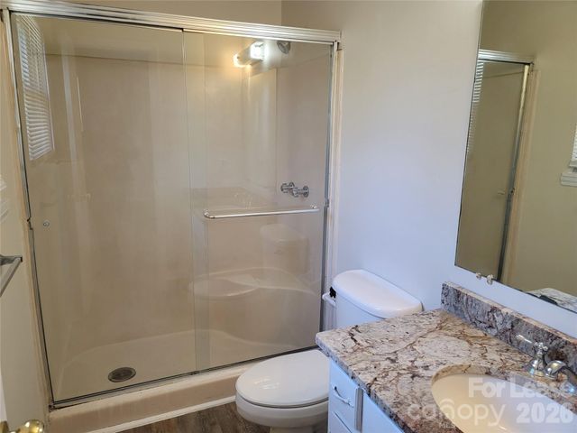 5323 Chestnut Lake Drive, Charlotte, NC 28227