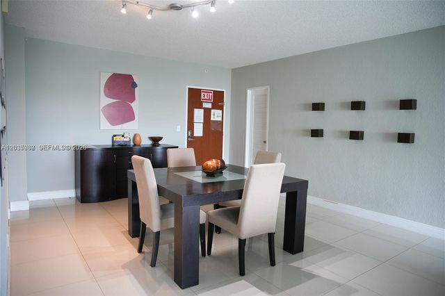 4001 S Ocean Dr 11A, Hollywood, FL 33019
