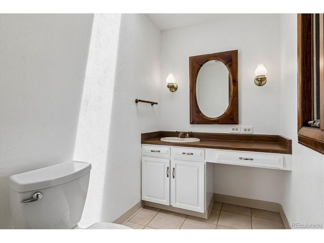 9755 Bay Ln, Castle Rock, CO 80108
