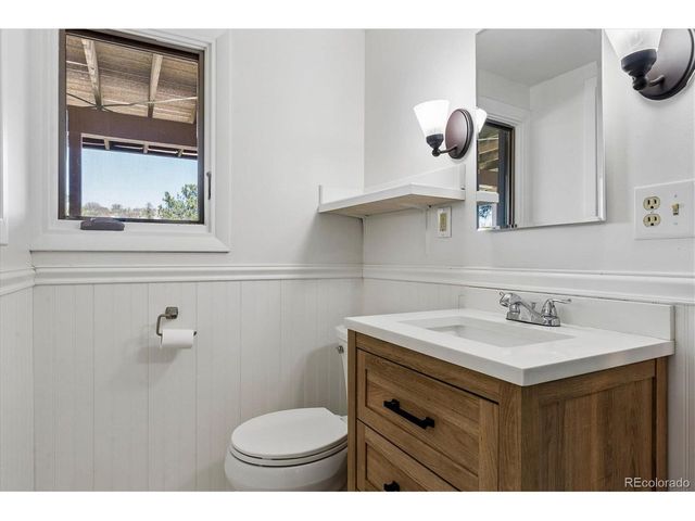 9755 Bay Ln, Castle Rock, CO 80108