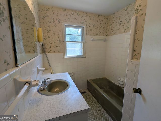 189 E Camp Street, Moreland, GA 30259