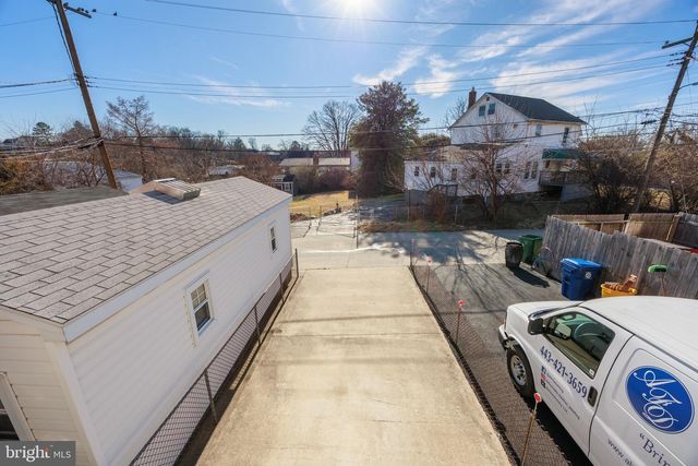 3579 BENZINGER RD, Baltimore, MD 21229