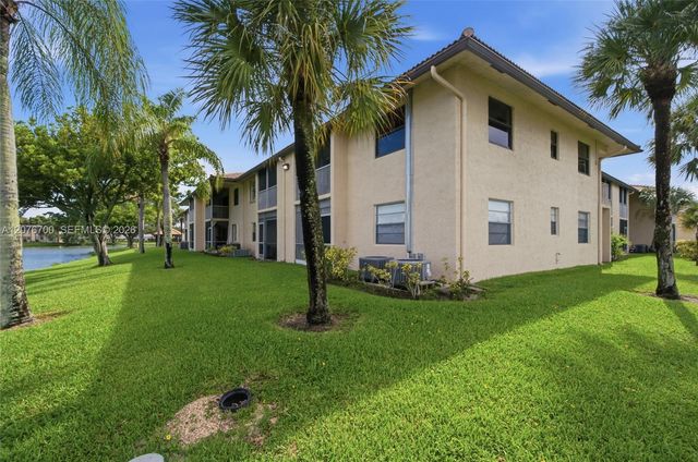5510 Lakeside Drive 108, Margate, FL 33063