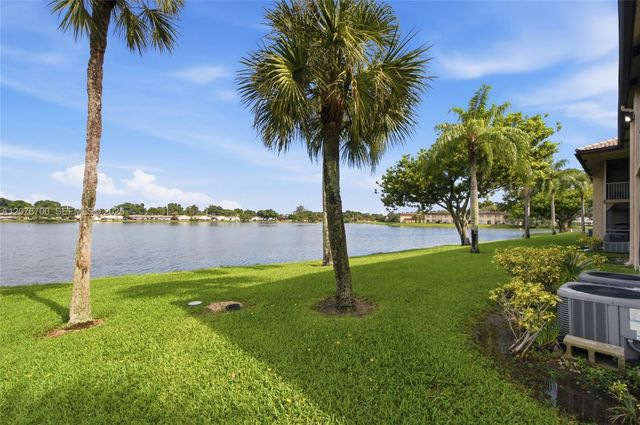 5510 Lakeside Drive 108, Margate, FL 33063