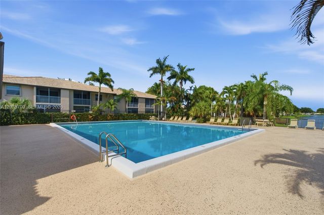 5510 Lakeside Drive 108, Margate, FL 33063