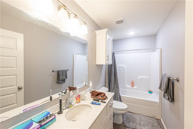 4103 & 4105 W Santa Maria Lane, Fayetteville, AR 72704